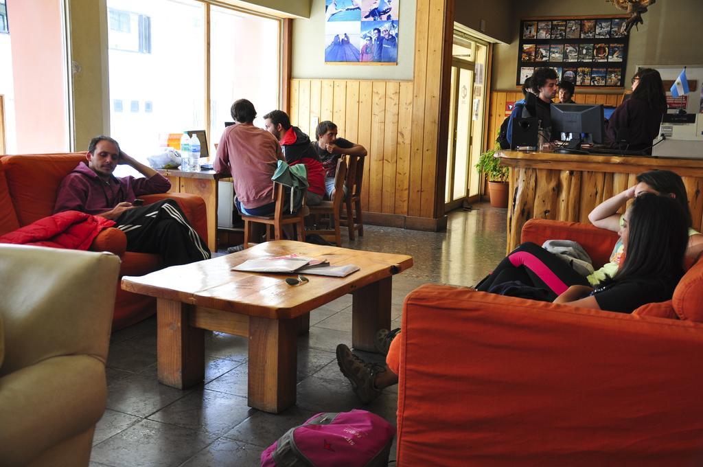 Marcopolo Inn Hostel Bariloche (Adults Only) Exteriör bild